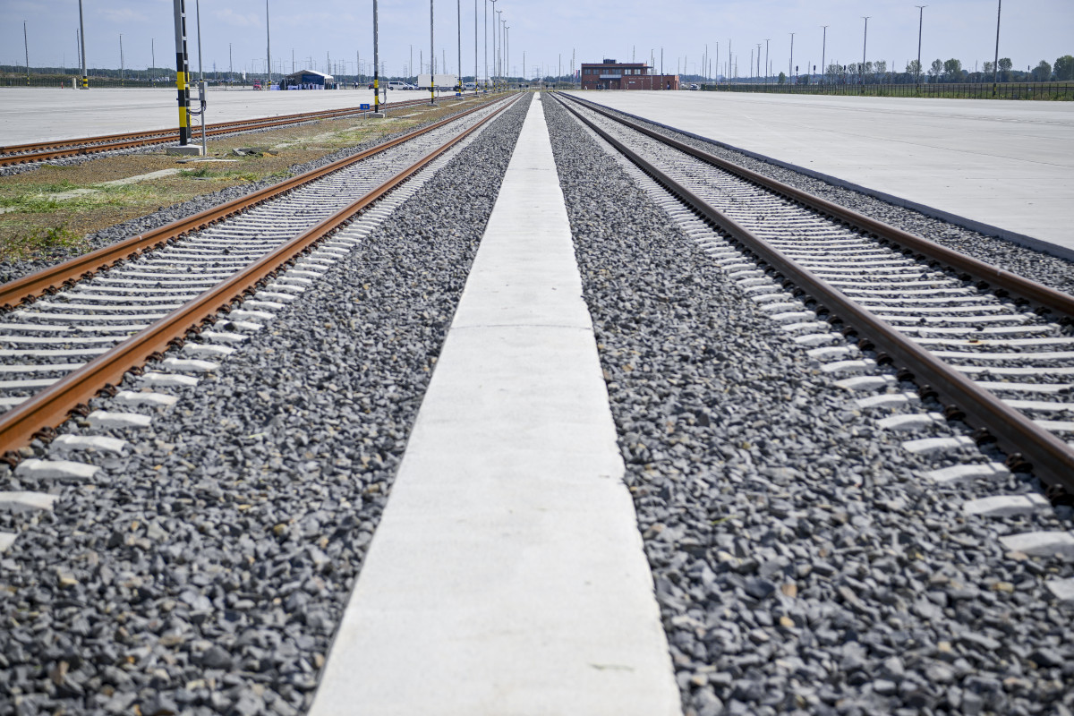 Elkészült a Debrecen környéki nagy vasútfejlesztések első üteme