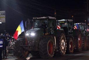 Román gazdák tüntetése