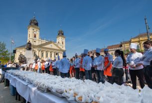 Debreceni batyu ételrekord
