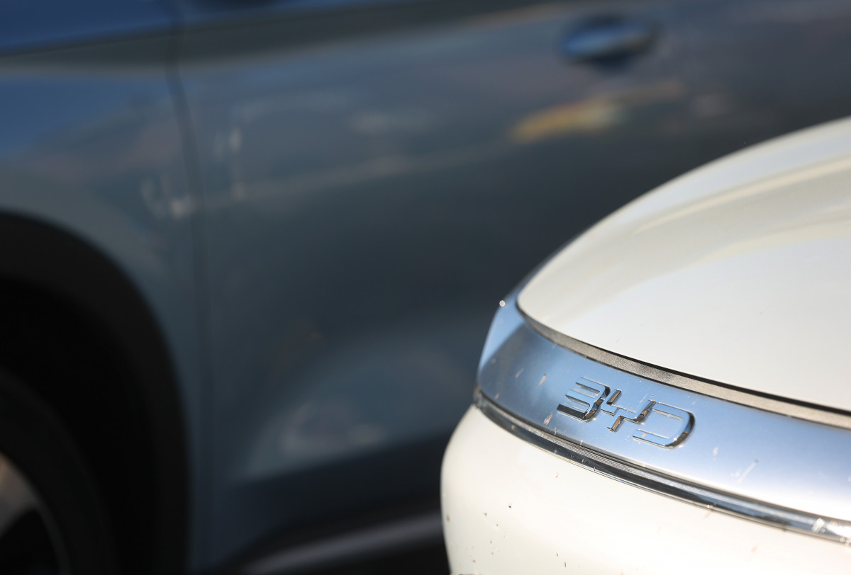 Szeged, BYD autó, BYD, gyártás, autógyártás, elektromos autó, Dóm tér